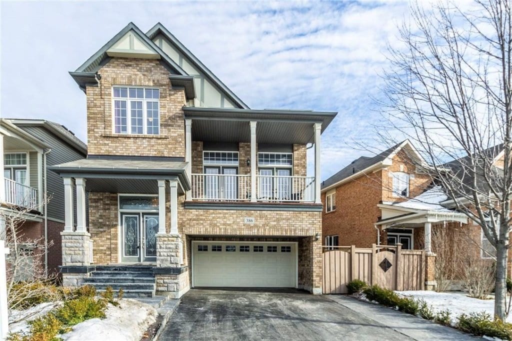 1-Stoney-Creek-Sean-Findlay-Real-Estate-Homes-For-Sale-h4098608-386-montreal-circle-stoney-creek-ontario-l8e-0c7