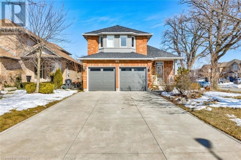 Stoney Creek Home For Sale 1 Waterbeach Drive, Stoney Creek