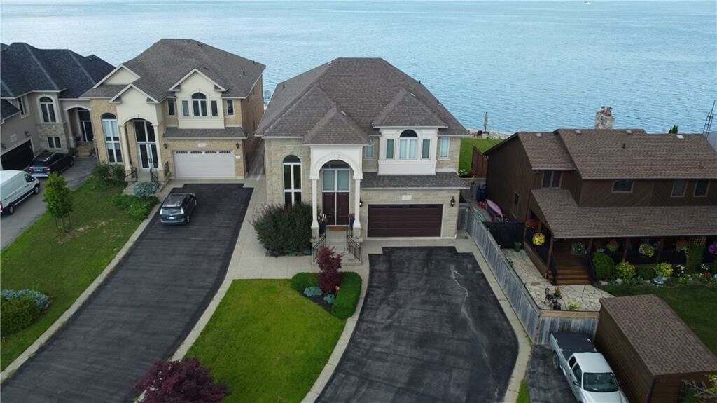 Luxury Lakefront Home For Sale
