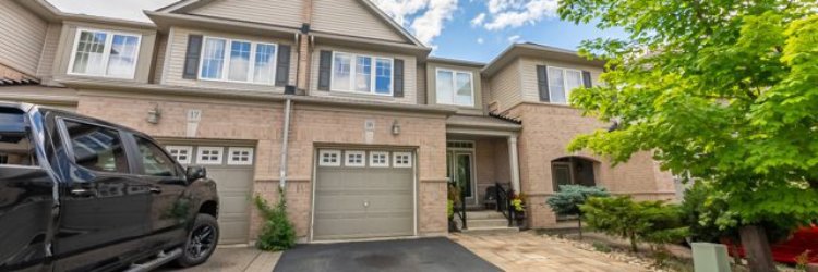 Beautiful Townhome For Sale in Oakville, Ontario: #16 -2019 TRAWDEN WAY